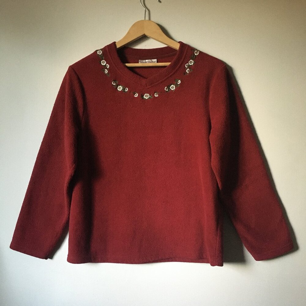 Carroll Reed Red Embroidered Fleece Pullover Cottagecore Sweater - Large